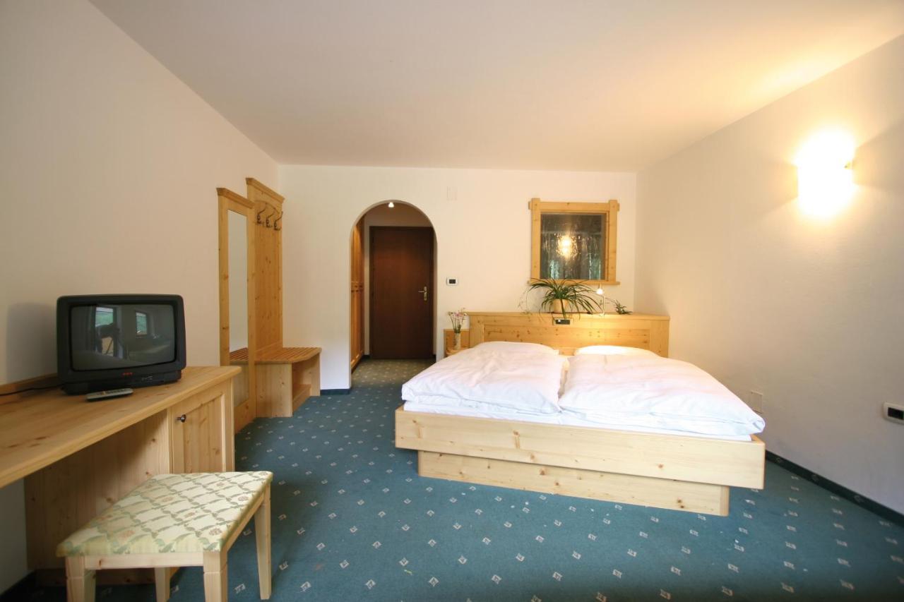 Hotel Rainhof Senales Room photo
